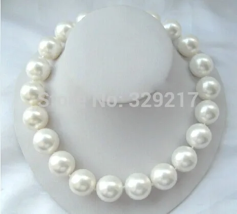 

Girlfriend, mother birthday gift 20MM White Shell Pearl Necklace