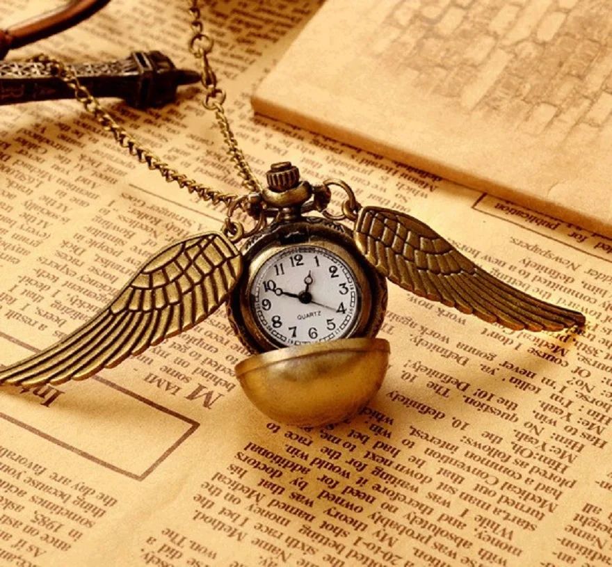 

Harri Potter Quidditch Golden Snitch Watch Hogwarts Wings Toy Quartz Pocket Watch Necklace Steampunk Fly Thief Balls Clock Toys