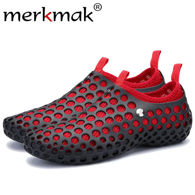 

Merkmak 2018 Shoes Men Summer Sandals Breathable Soft Flats Driving Fretwork Chaussure Homme Water Fishing Leisure Dating Shoes