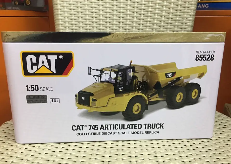 1/50 металлическое ведро модель CATERPILLAR CAT 745 шарнирный грузовик от бренд Diecast Masters DM85528