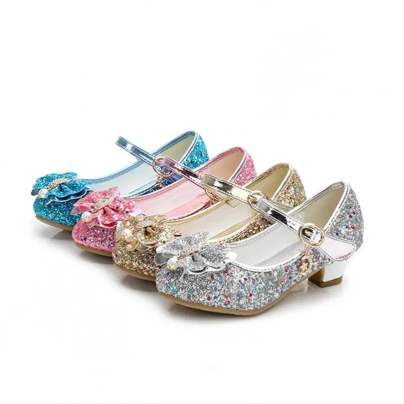 Детская кожаная обувь; девичьи на высоком каблуке; сандалии принцессы; модная свадебная детская обувь; блестящие вечерние танцевальные туфли с бабочкой для девочек