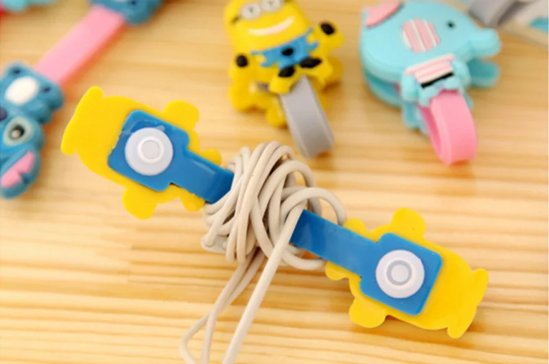 New socket Universal Cartoon Cable Organizer Bobbin Winder Cable Protector Expanding phone Stand Finger car phone Holder