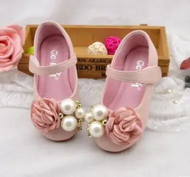 QGXSSHI/красивые кожаные туфли с жемчужинами и цветами для девочек; вечерние детские туфли для танцев; Детские свадебные туфли принцессы на платформе - Цвет: Розовый