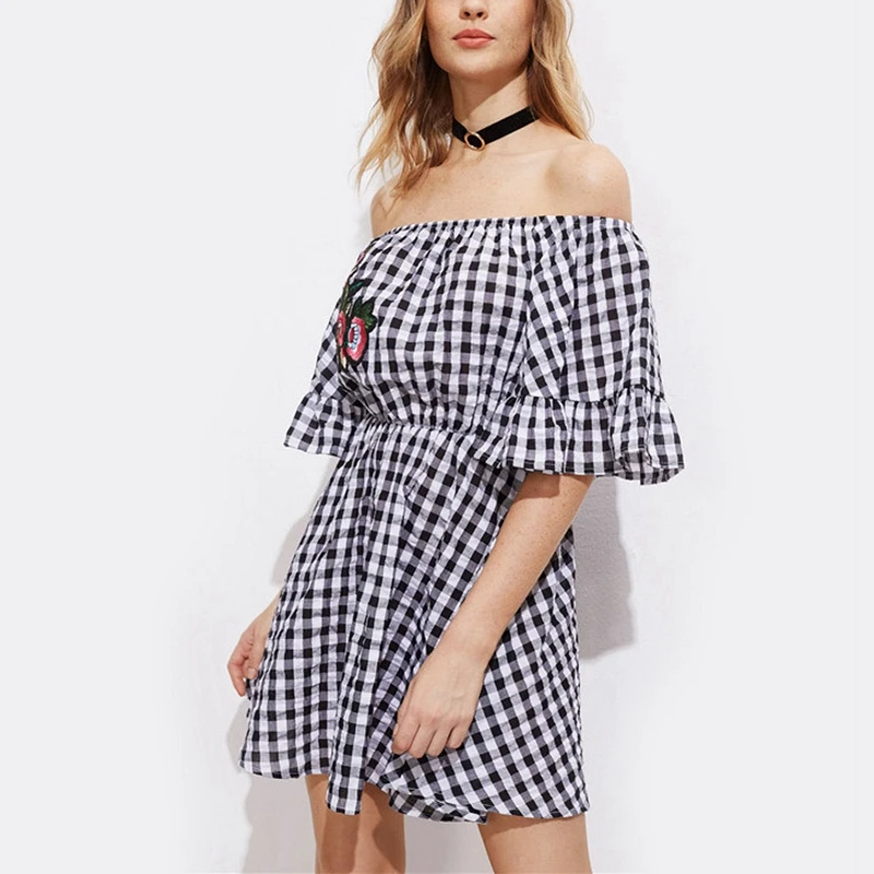 vestido xadrez com flores