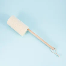 1 шт., с деревянной ручкой, длинная натуральная губка Loofah, Задняя щетка для скруббера, для ванной, длинные, для душа, аксессуары для ванной комнаты, прочные