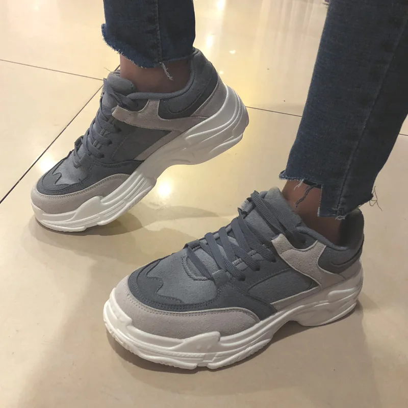 

2018 autumn new fashion simple color matching casual shoes women trend comfortable thick soles flat shoes.