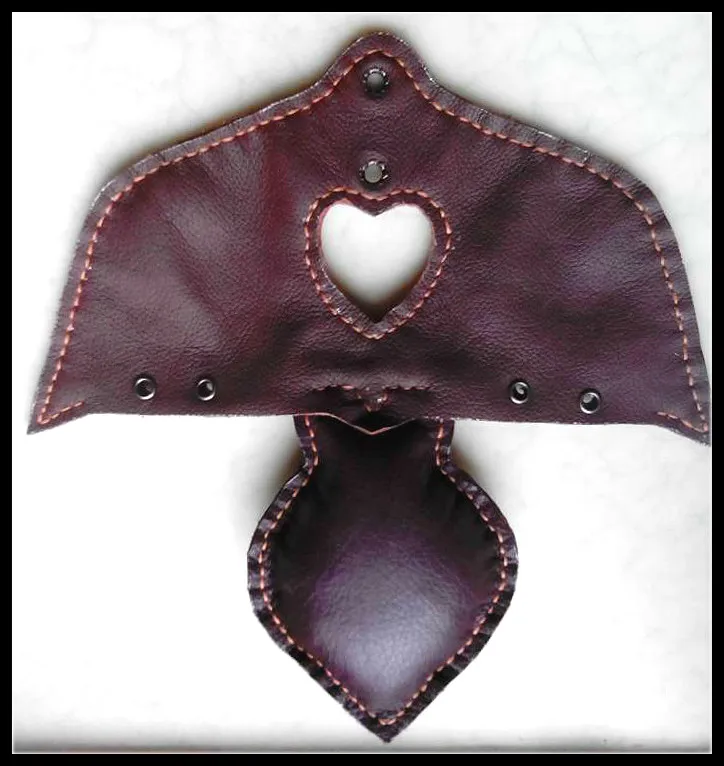 

Falconry Training Parts High Quality Fake Bait Simulated Pure Leather Fake Bait Hand Made Fake Food For Eagle Eurasian Kestrel