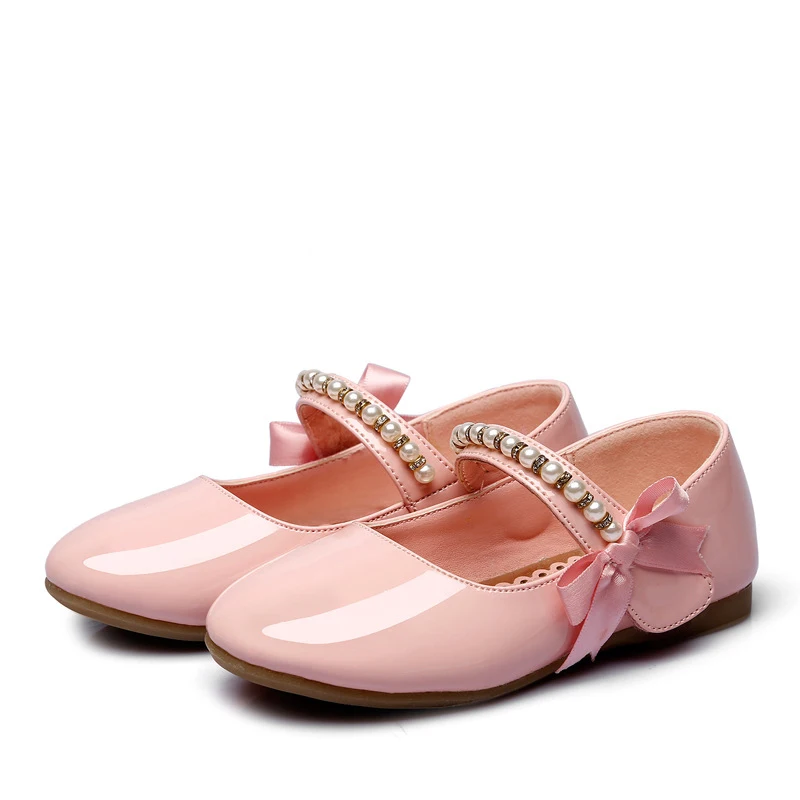 

Solid Lovely noble princess shoes girls high quality summer fashion kids shoes flats patent genuine leather children sandals