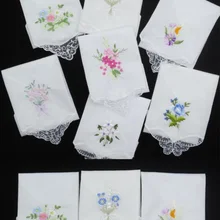 Hankies en coton de luxe pour femmes, 3 pièces, fleurs en dentelle brodée, tissu de couleur aléatoire, mouchoir féminin