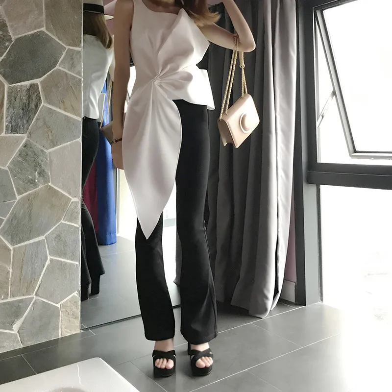 17010822