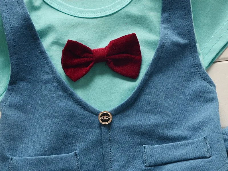 2864328679_1182234334