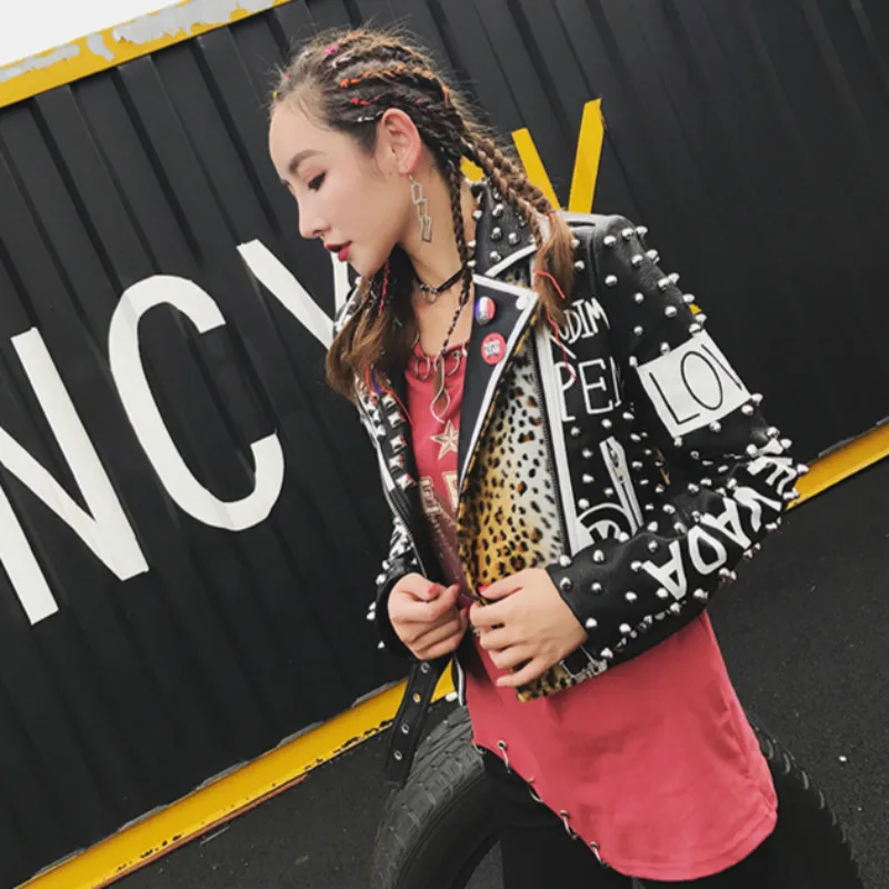 BONJEAN 2018 Rivet Decoration Coat Autumn Outerwear Letters Print PU Leather Jacket Women Short Coat Black Jackets & Coats BJ009