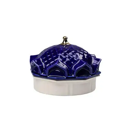 Spain lladr Design Candelabra Ceramic Candle Holder Storage Tank Home Decorative Cup Jewerlly Box Roof Pagoda Cafts - Цвет: Deep Blue C