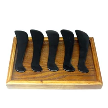 И розничная торговля традиционный акупунктурный массажный инструмент Guasha beauty kit бычий рожок(форма ложки) 5 шт./лот Подарочный пакет и диаграмма