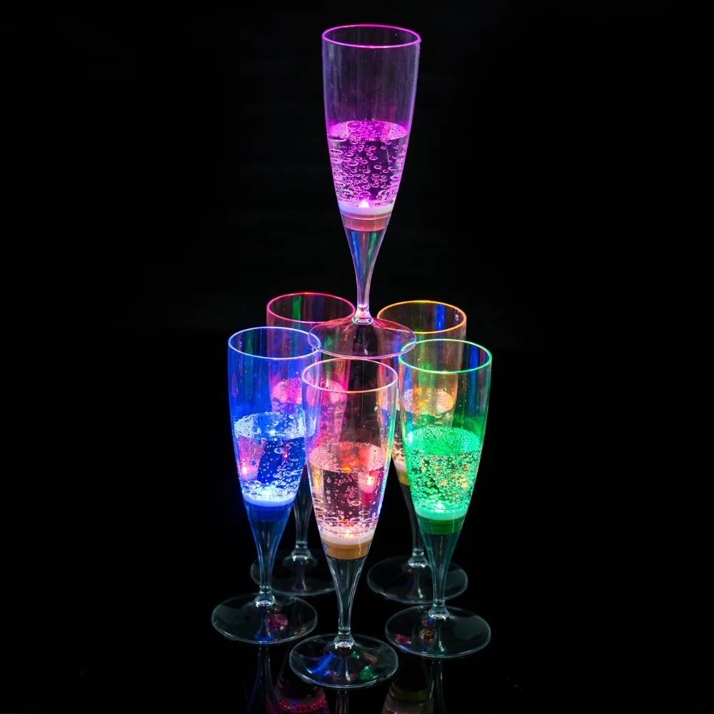 

1PC Creative 150ml Plastic LED Colorful Cocktail Champagne Goblet Inductive Color Cup for Party Wedding Wine Glass