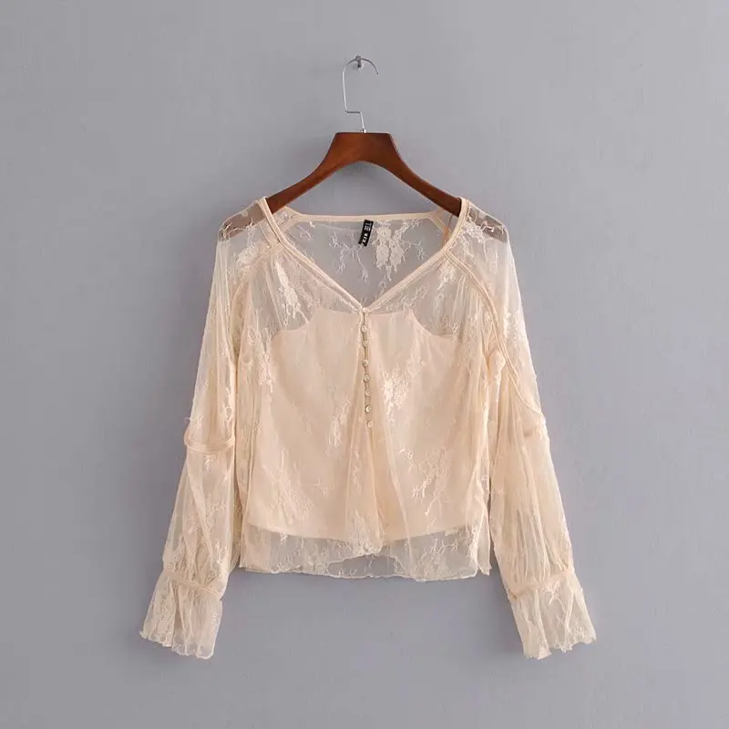 

European and American women's new light pink three-dimensional lace blouse V-neck long-sleeved shirt with sling vest sweet suit