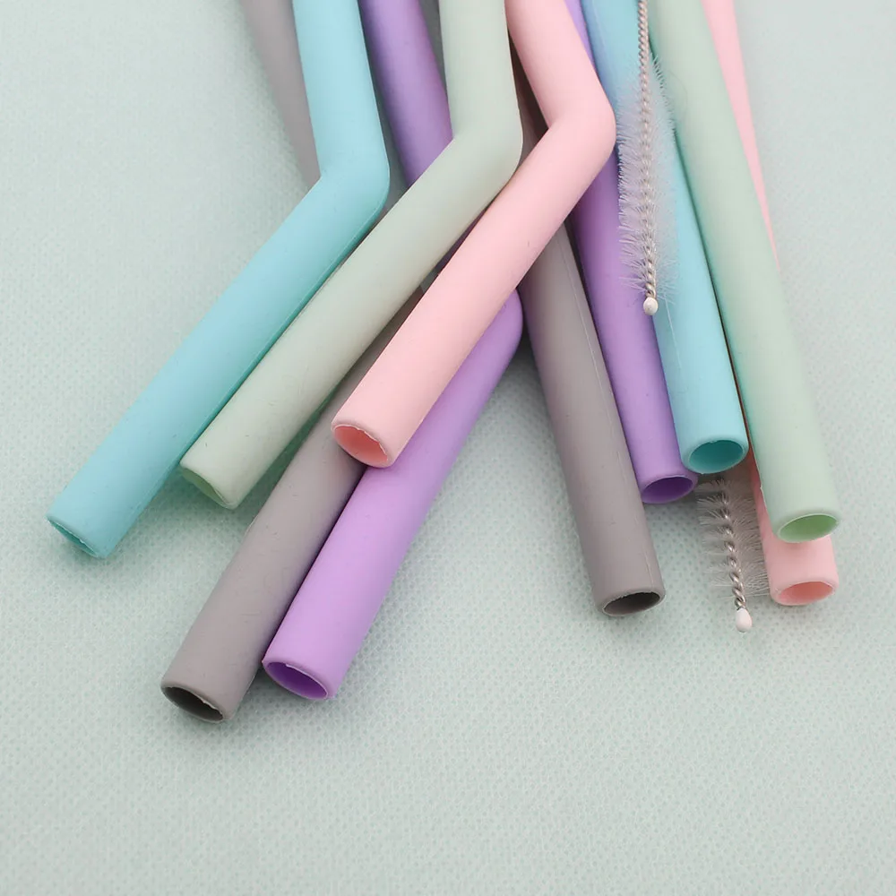 Cyan Reusable Silicone Drinking Straws Set Extra Long Flexible Straws with Cleaning Brush for 20/30 oz Tumbler Bar Party Straws