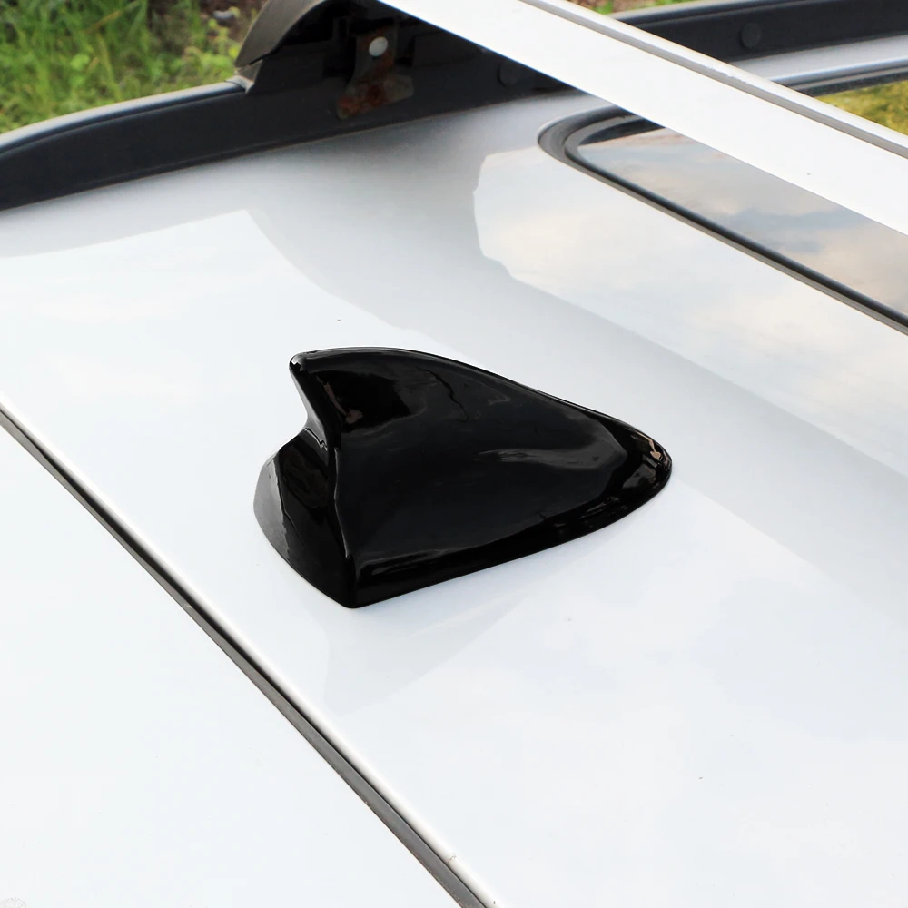 

Super Real Shark Fin Antenna Special Car Radio Aerials FM AM Especially for Jeep New Compass 2017 2018 Accessories 4 Colors
