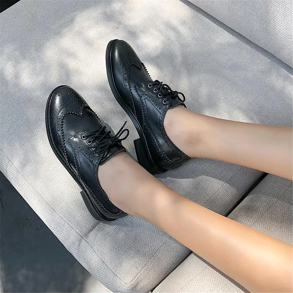 

Brand Genuine Cow Leather Autumn Flats Woman Shoes Lace Up Leisure Comfortable Retro British Style Brogue Shoes Woman Flats 2019