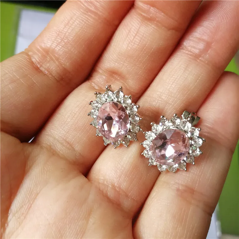 

2019 Crystal Sunflower Ear Clip Earrings Clip for woman Earcuff without ear pierced fashion female wholesale Price