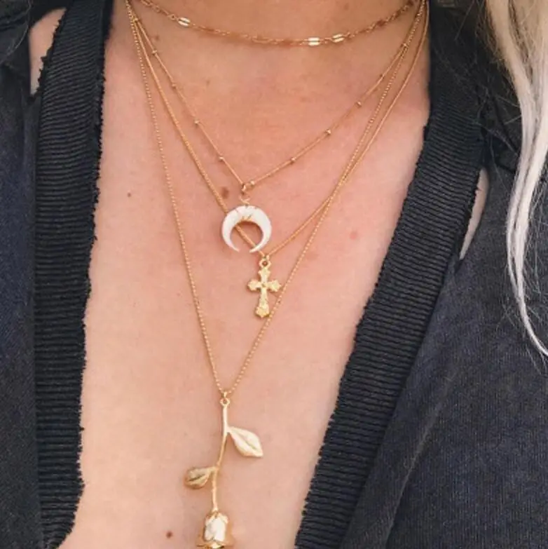 Tocona Bohemia Gold Color Pendant Necklace Women Hollow Virgin Mary Cross Shell Moon Star Eyes Chain Choker Jewelry Wholesale - Окраска металла: 5547-gold