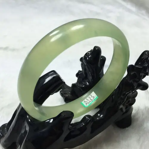 

01570 Chinese Translucent Natural Green Nephrite Jade Gems Bracelet Bangle