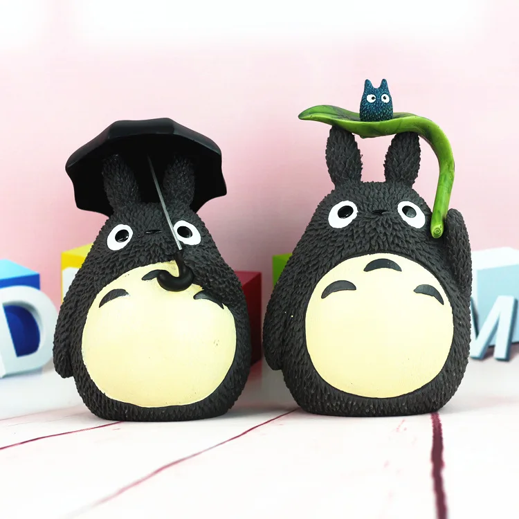 Totoro Anime Miyazaki Hayao My Neighbor Totoro with Umbrella Leaf Doll Resin Action Figure Toys Kids Money Bank Home Collections