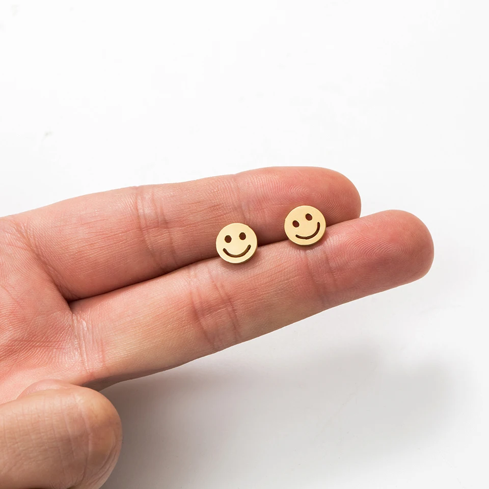 

Minimalist stainless steel jewelry Cute smile face Stud Earrings Fashion mini face Ear Studs For Women lady Good mood every day
