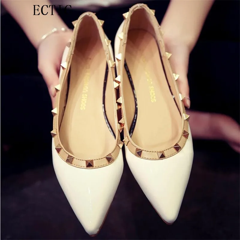 

Spring Women Flats Shoes New 2017 Shoes Woman Rivets Pointed Toe Casual Ballet Ballerina Ballet Flat Sandals
