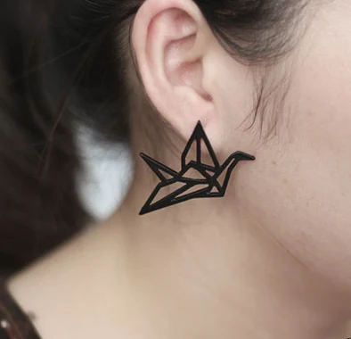 New Vintage Punk  Hollow Paper Crane Stud Earrings For Women Peace Dove Earings Fashion Jewelry Bijoux