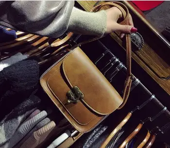 

Famous Brand Bags For Women 2019 Luxury Handbags Women Bags High-quality PU leather Rivet Tassel Shoulder bags