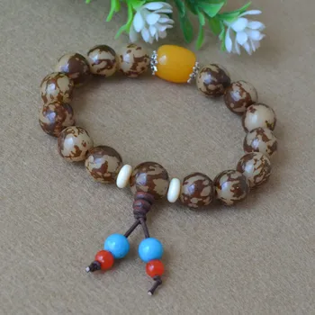 

Natural flowers, Bodhi roots, hand strings, tiger spots, Bodhi beads, bracelet, exquisite tiger skin texture.