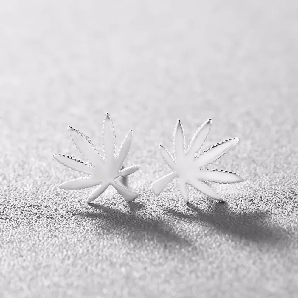 QIAMNI-925-Sterling-Silver-Flower-Maple-Leaves-Stud-Earrings-Party-Birthday-Gift-for-Men-Girls-Women (3)