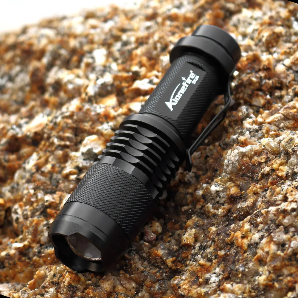 SK98 flashlight (3)