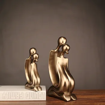 

2018 Rushed Sale Mrzoot Nordic Fashion Golden Abstract Couple Kissing Sculpture Home Supplies Jewelry Statue Crafts Accessories