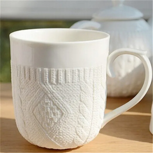 2016 Creative Knitted Sweater White Mug With Handgrip, Fine Bone China