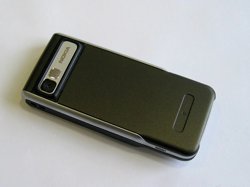 3230 100% Original Unlocked Nokia 3230 Rotatable 2