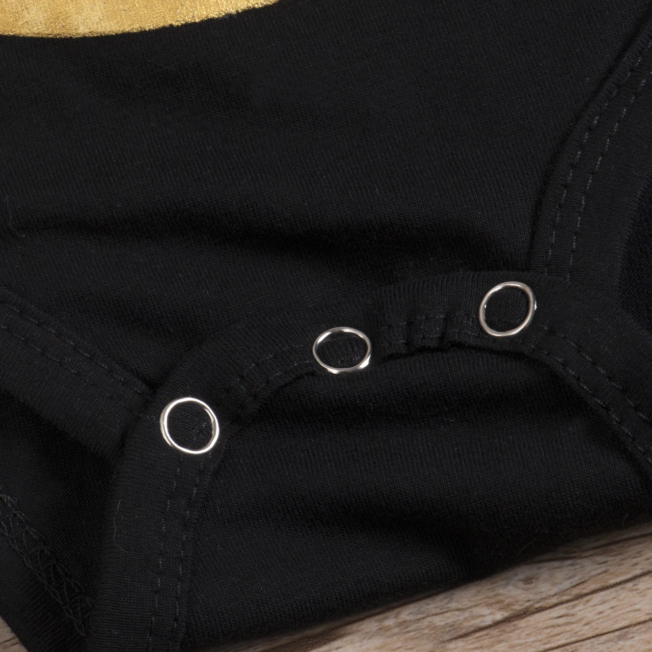 //ae01.alicdn.com/kf/HTB1sffASFXXXXcQXFXXq6xXFXXXb.jpg?smt_ispass_934155