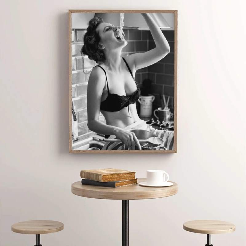 Spaghetti Woman Canvas Prints Kitchen Decor