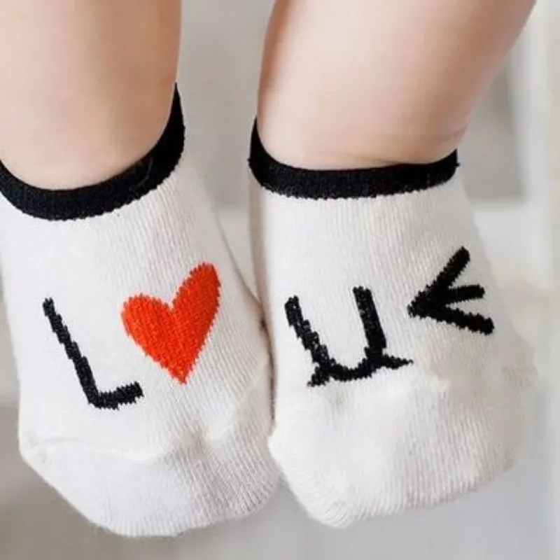 3 пар/лот Весна хлопчатобумажные, с мультипликационными персонажами Носки для малышей От 0 до 2 лет мальчиков/девочек Новорожденные Носки дозирования нескользящие носки - Цвет: LOVE White Socks
