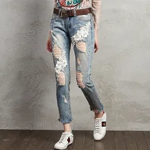 Роскошные Для женщин джинсы 3D кружевные цветы рваные Для женщин джинсы брюки отверстие узор кружева свободные Повседневное Femme джинсовые брюки