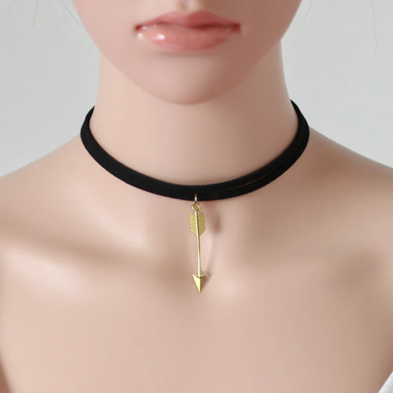 

Fashion Arrow Pendant Choker Necklace 2018 New Style Black Short Velvet Collar Necklace For Women Collares Collier Femme Jewelry