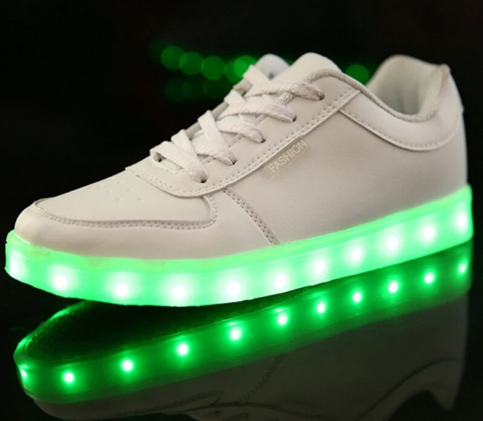 light sports shoes