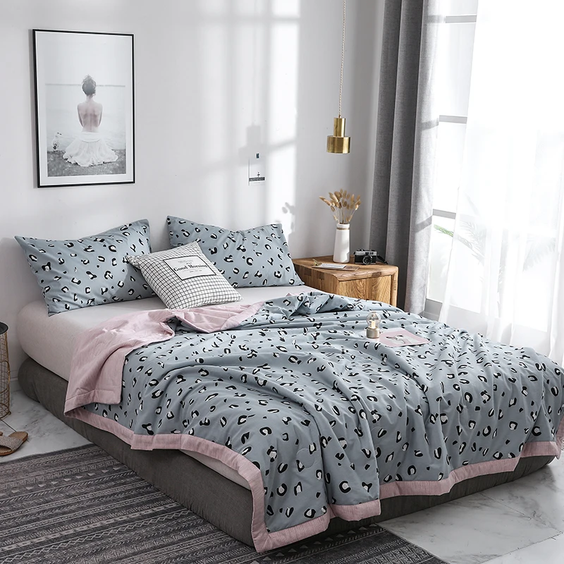 

iDouillet Leopard Reversible Cotton Quilted Comforter Pillowcases Set Thin Quilt Summer Lightweight Bedding Blankets Full Queen