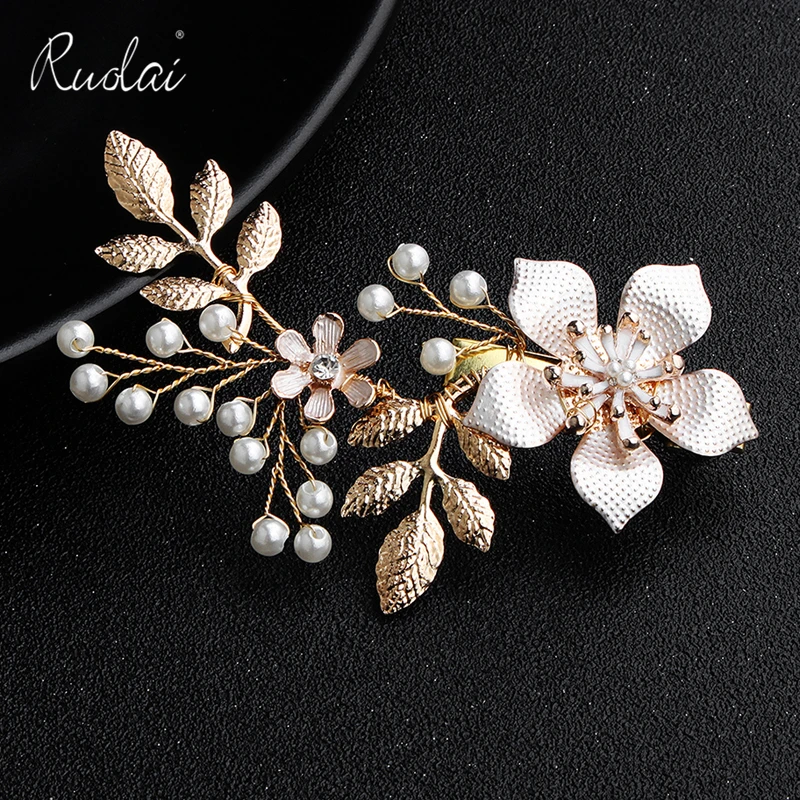 

New Arrival Flower Wedding Hair Comb Pearls Headpiece Bohemia Wedding Accessories Ladies Headband Bridal Head Wear HD35