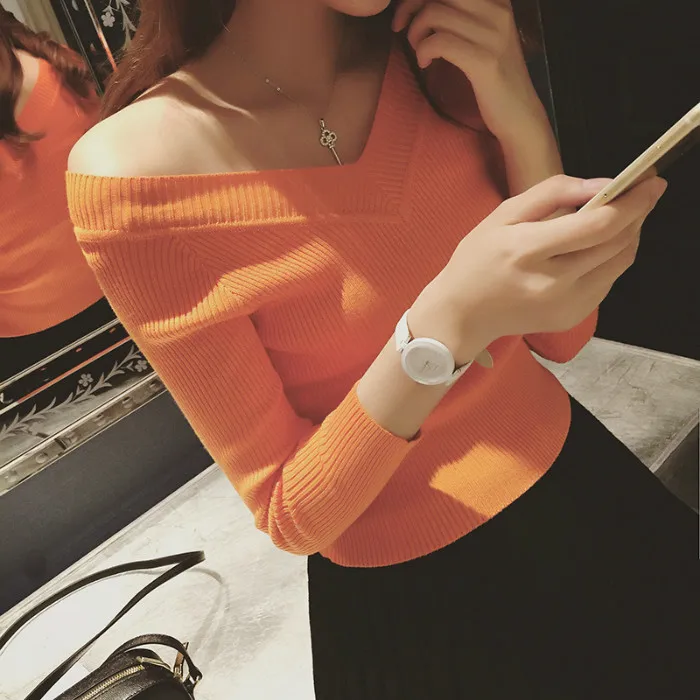 2019V necktie sweater women feel shoulder long sleeve underclothes on clothes