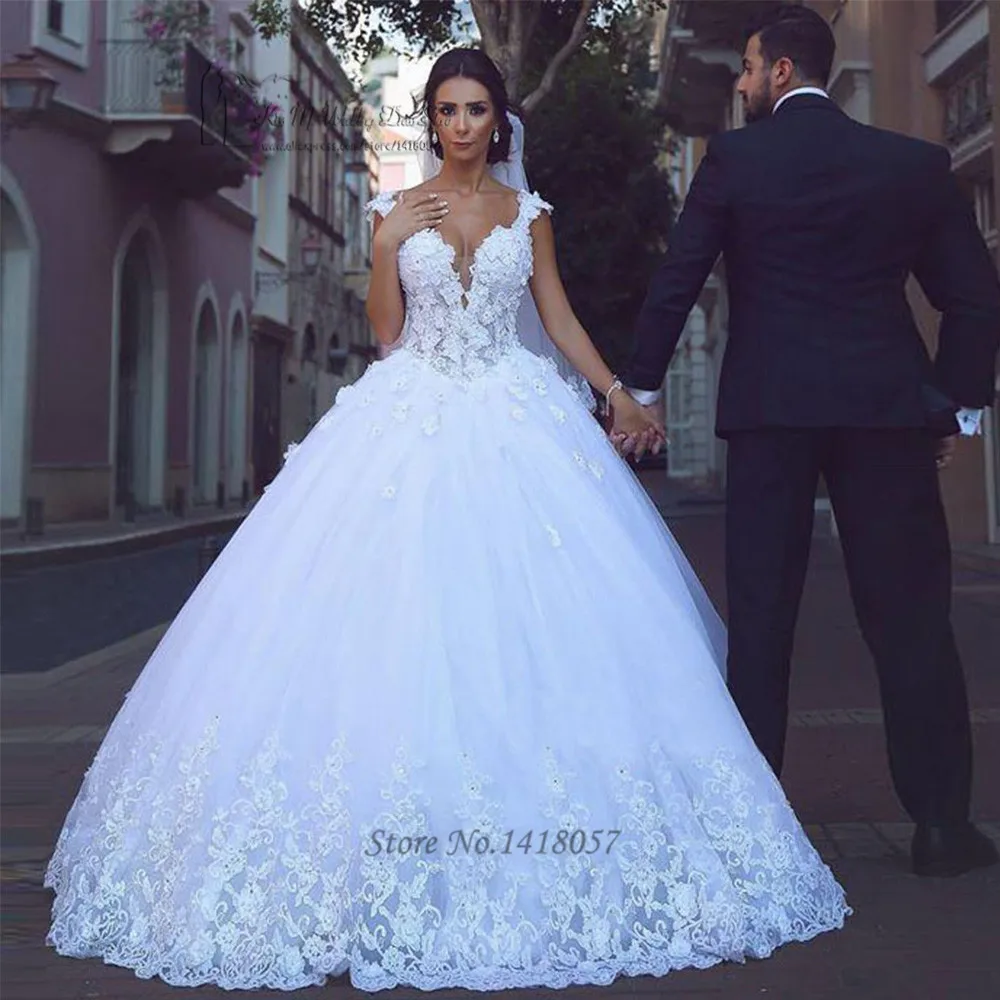 

Romantic Puffy Ball Gown Wedding Dresses Lace Flowers Plus Size Bride Dress Arab Wedding Gowns Turkey Vestidos de Novia Boda