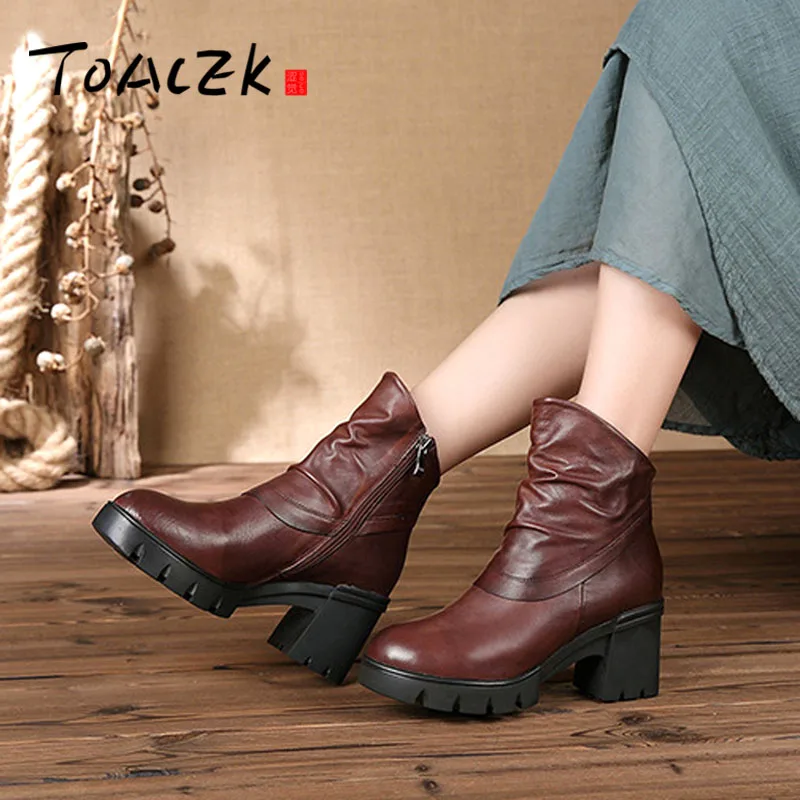 

Boots Women's autumn and winter new national style retro thick with the first layer of leather side zipper casual boots