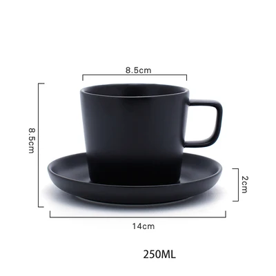 Простая черно-белая керамическая чашка Европейская кофейная чашка бритш послеобеденный чай кофейная чашка чайная кружка чашка для латте пара подарки на день рождения - Цвет: black