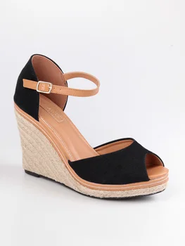 

Black sandals with wedge rope